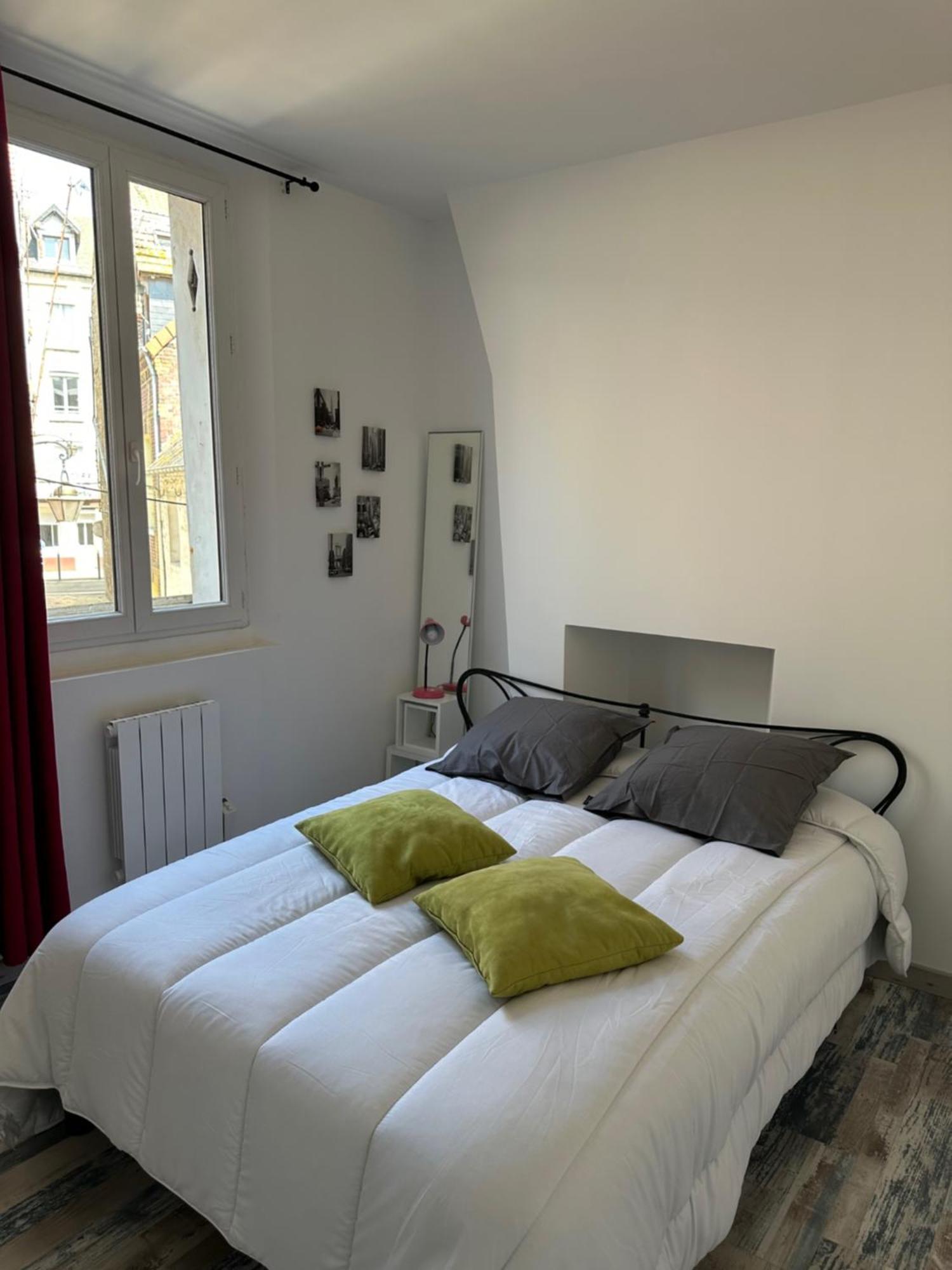 Des Beaux Appartements Deluxe Dieppe Exterior photo